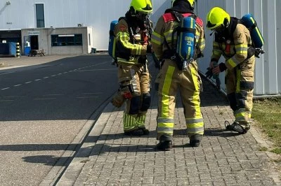 Brandweer verricht metingen 